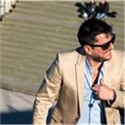 Abogado, durante más de 18 años en un banco público