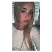 Me defino como una persona con bastante paciencia, y empatía para poder localizar las dificultades y enseñarles.