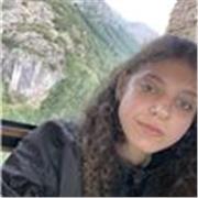Estudiante de enfermería con experiencia en el cuidado a personas con discapacidad