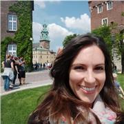 Prof. nativa con Máster de ELE, examinadora de DELE A1/A2 y Prof. de Español con Fines Específicos