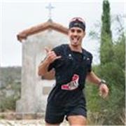 Profesional del marketing con amplia experiencia práctica en entornos reales de negocio, especializado en estrategia.