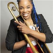 me llamo Andiley Mojena soy profesora de trombón,piano, canto y lenguaje musical con más de una década de experiencia