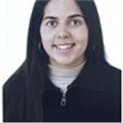 Estudiante de último año del grado en Nutrición imparte clases de refuerzo de biología y química.