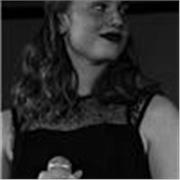 Zoé, chanteuse depuis plus de 10 ans, future prof de chant diplômée d'ici 2 mois ! Cherche à donner des cours sur Agen