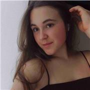 Soy estudiante universitaria que está cursando tercer año de Educación Social, e estudiado y hecho bachiller en ciencias sociales