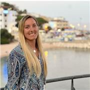 Cerchi un tutor per ripetizioni? Fammi sapere di cosa hai bisogno e cominciamo :)