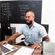 Eu e minha equipe oferecemos reforço em Engenharia e Exatas com engenheiros da USP. Auxílio em provas, atividades e TCC