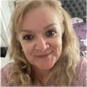 English Tutor providing lessons for primary school children