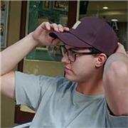 Soy un estudiante de 3° de ingeniería que ofrezco clases de Matemáticas, Física, Química y Ciencias a alumnos de Primaria, Secundaria o Bachillerato