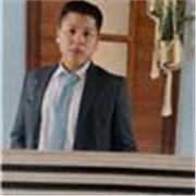 Maestro de matemáticas y físicas por parte de estudiante de Ingeniería Aeroespacial