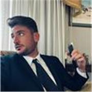 Laureato in legge, avvocato praticante, disponibile ad aiutare diplomandi e studenti universitari nella preparazione delle materie