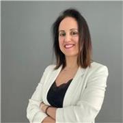 Soy comunicativa y sociable. Imparto clases de conversación de francés a cualquier alumno que quiera seguridad en el habla.