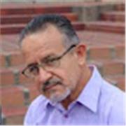 Clases del idioma ingles basadas en promover las competencias de escritura, lectura, pensamiento, y conversación avanzadas