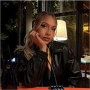 Se cerchi una persona che ti renda la comprensione di concetti complessi delle Scienze in modo chiaro e sereno, sono quella giusta