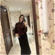 Estudiante de ingeniería de tecnología y profesora de varias asignaturas dirigida a alumnos de primaria y  eso  