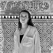 Diplômée d'une licence d'Economie de Paris 1 Panthéon-Sorbonne, je propose des cours de soutien en économie aux étudiants et au lycéens