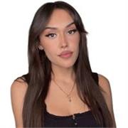 Profesora de matemáticas, física, química e inglés avanzado. Disponibilidad inmediata. 21 años, mujer