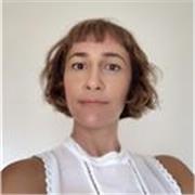 Insegnante certificata di yoga indiano e meditazione