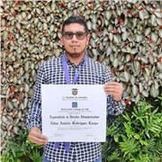 Soy abogado especializado en Derecho Administrativo Público conexperiencia comprobada en el sector público y privado. Mi compromis