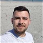 Profesor de apoyo de inglés, matemáticas y física