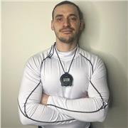 Personal trainer a Milano. tutte le lezioni si tengono presso la mia Home Gym adibita a studio privato.️ Al parco o domicilio