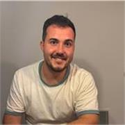 Soy una persona cercana, respetuosa y alegre. Con ganas de enseñar, soy estudiante de psicología 