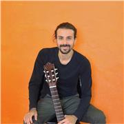 Docente di Chitarra propone Lezioni di Chitarra Jazz, Bossa nova e Moderna a Milano Sud e/o Online