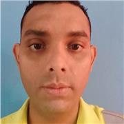 Profesional con amplios conocimiento en matematicas, especialzado en calculo para ingenieria y aplicaciones financieras, con excelente comunicación para dar a enteder a cuaquier persona que quiere aprender de la materia