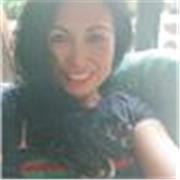 Docente de español imparte todas las asignaturas de nivel básico