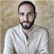 Ingegnere informatico insegna programmazione