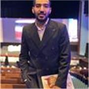 Je suis professeur de français et Traducteur instantané , merci