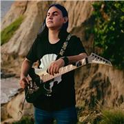 Docente de música ofrece clases de guitarra eléctrica para todas las edades en Barranquilla y sus alrededores