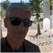 Professeur de français diplômé et expérimenté donne des cours de français pour les niveaux collège et lycée et pour adultes.