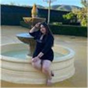 Estudiante de Filología Hispánica y Traducción. Ofrezco clases particulares ESO hasta 2 Bach humanidades. Tengo un B1 certificado en francés y un B2 en inglés. Contacta conmigo para lo que necesites!