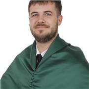 Soy profesor de matemáticas apto para todas las edades, graduado en Educación Primaria, en la universidad de Granada