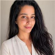 Professora remota, para atuar no processo de alfabetização