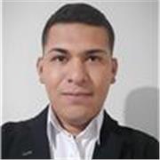 Profesor de Educación Física que da clases a todo tipo de población que desee tener una buena condición física