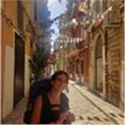 Soy una profesora de idiomas desde 5 años, de frances, español e ingles. He preparado varias certificaciones