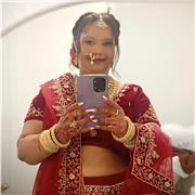 I offer tutoring classes in English for young and older.