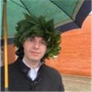 Sono un ragazzo neolaureato in ingegneria chimica e biochimica, professionale e soprattutto comprensivo.