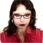 Profesora particular para iniciar en la batería y enseñar los conocimientos básicos