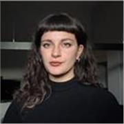 Studentessa di ingegneria chimica preparata e affidabile offre lezioni personalizzate su misura
