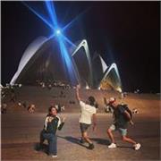 Amante del inglés, y dispuesto a enseñarlo a todas las edades.