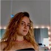 Studentessa diplomata al liceo artistico