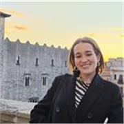 Profesora titulada en Matemáticas con 4 años de experiencia ofrece clases particulares.