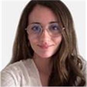 Profesora de escritura con paciencia y vocación apta para edades de 3 a 12 años.