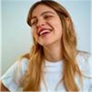 Insegnante di italiano, arte, inglese (e materie umanistiche)