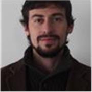 Periodista, Máster en Editorial, Periodismo y Management cultural, profesor de Lengua Castellana e Italiana