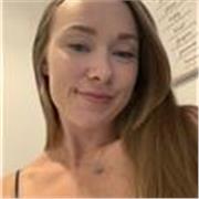 Yoga teacher for online 1 to 1 classes. Work together to achieve your goals and learn ways to manage your mental wellness and stress