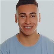 Joven de 17 puede enseñar a personas de todas las edades